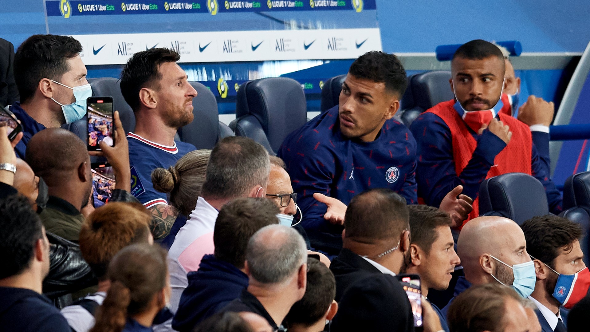 lionel messi bench psg september 19 2021 1ecda1eqnuzba11jh06po6rs0w